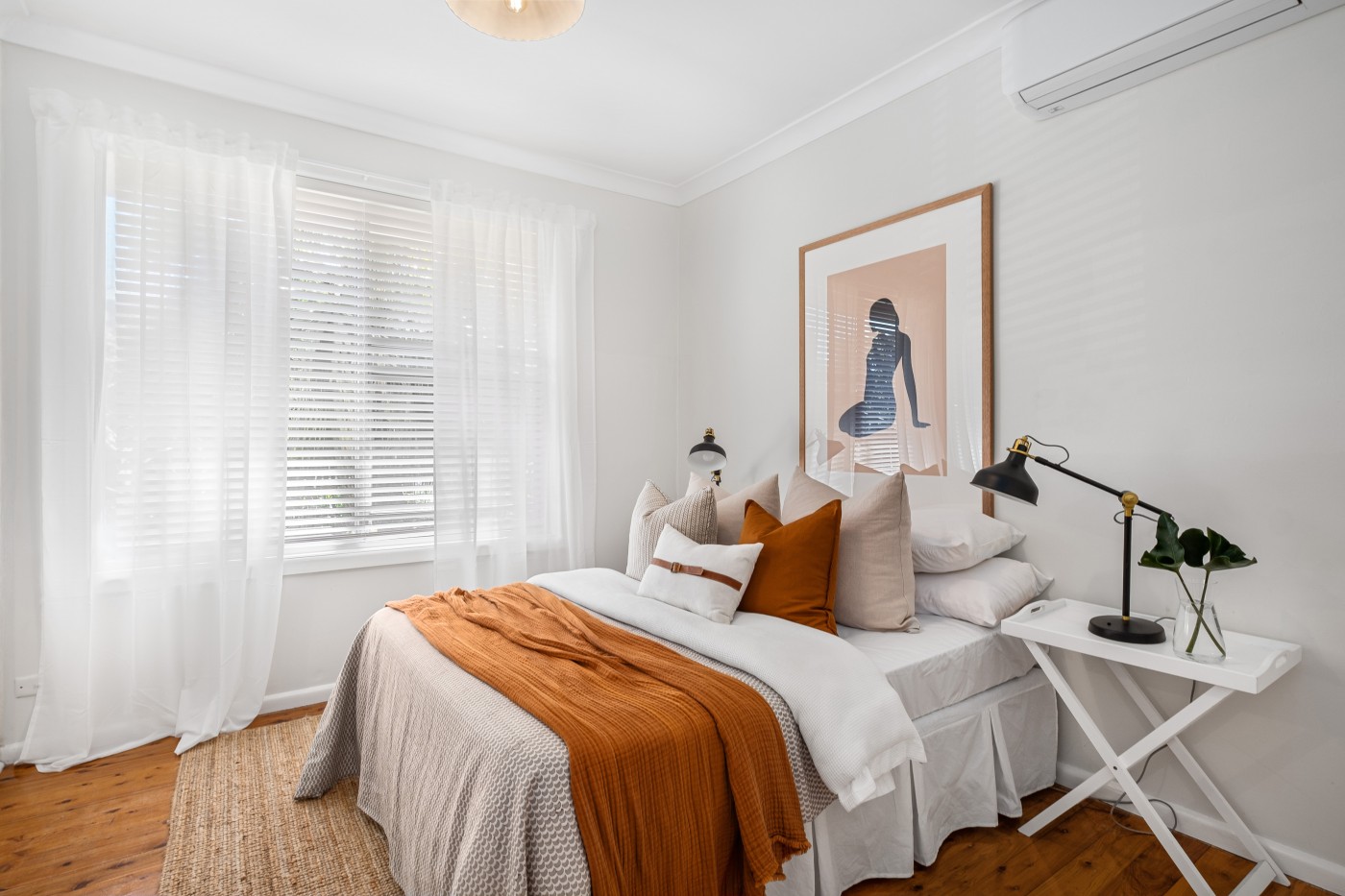 bedroom-6778193 bedroom-6778193